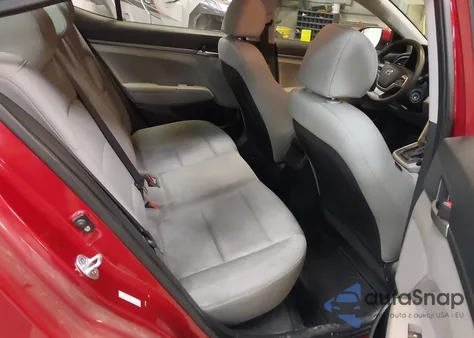 2017 Hyundai Elantra Se z USA, uszkodzony, nr VIN KMHD74LF3HU074100